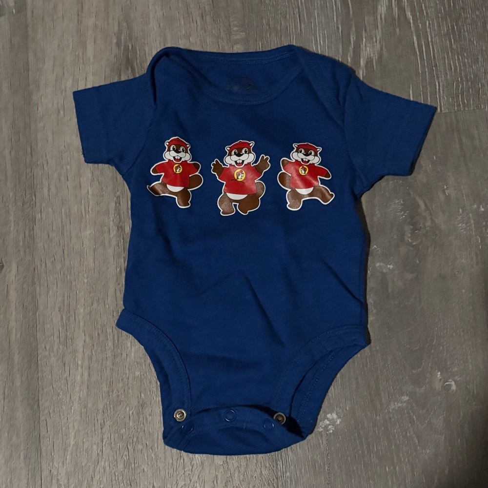 Buc-ee’s bay onesie